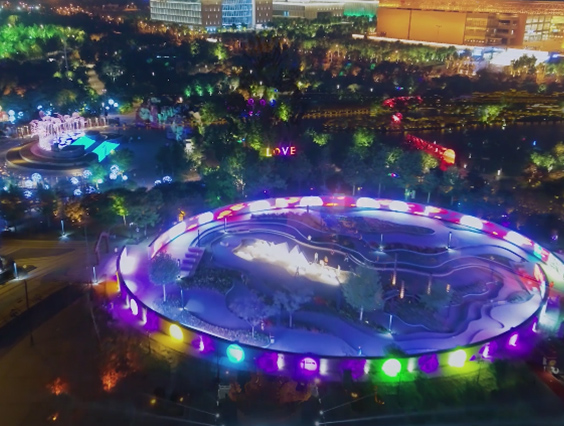 以燈光為幕，繪唯美愛情 | 勇電媒體屏打造浪漫南湖