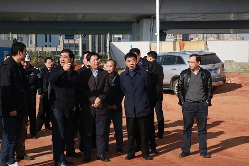 副市長宋鈾一行調(diào)研我司昌南大道、洪都大道快速路改造項目